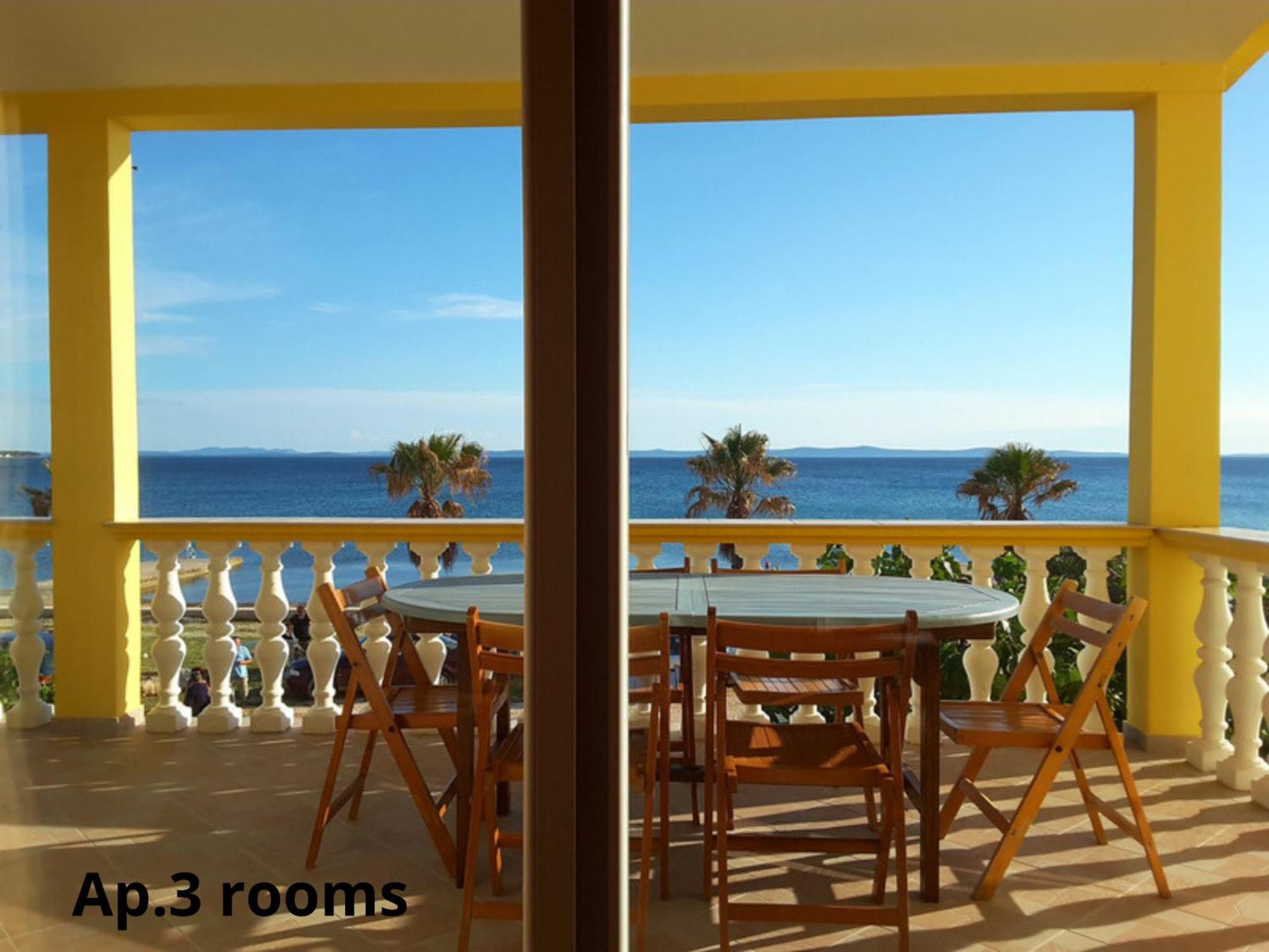 Deby Beach House Vir Exterior foto